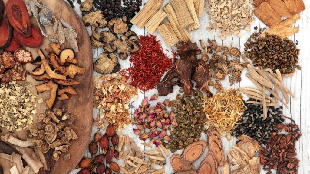 Cách sử dụng thảo dược hiệu quả, an toàn 