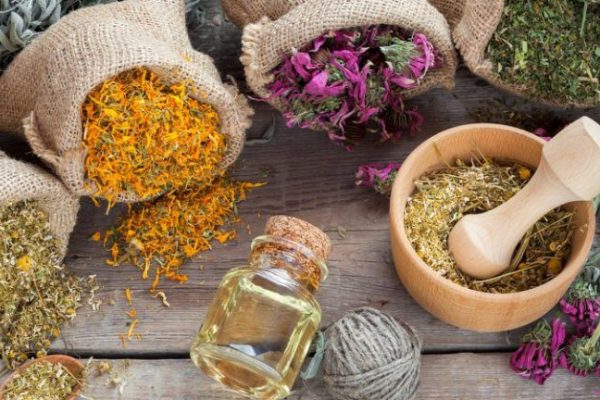 Khi nào người trào ngược dạ dày cần đi khám?